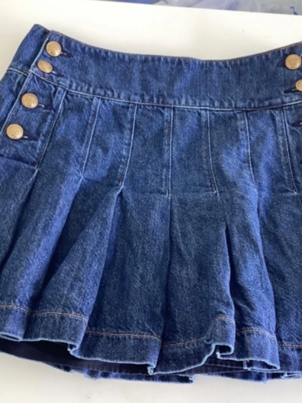 Alice + Olivia Denim Back To School Pleated Mini Skirt